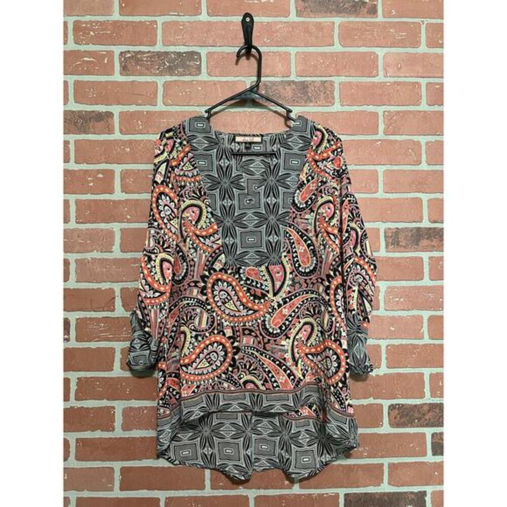 Olive Hill Mixed Print Top – Size L